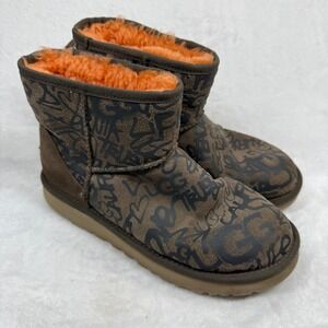 UGG‎ Classic Mini Graffiti Brown Orange Suede Sheepskin Boots 1105432 Womens 8
